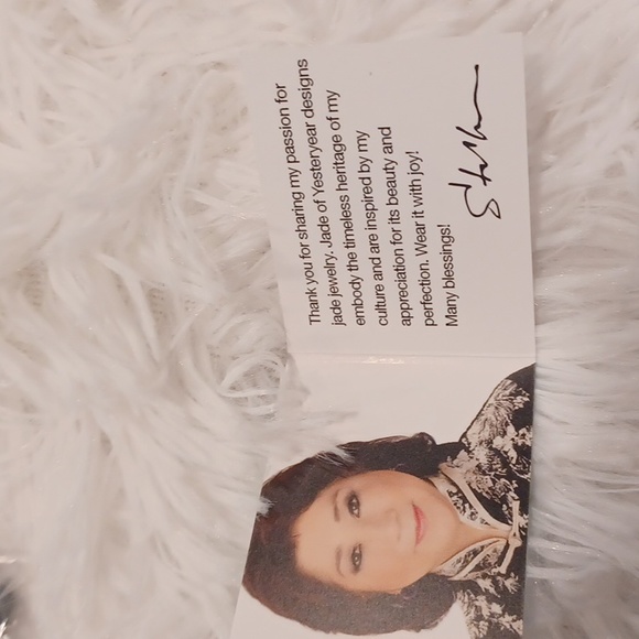 Jade of Yesteryear Charcoal Jade Silver Stud Earrings NEW - Picture 4 of 5